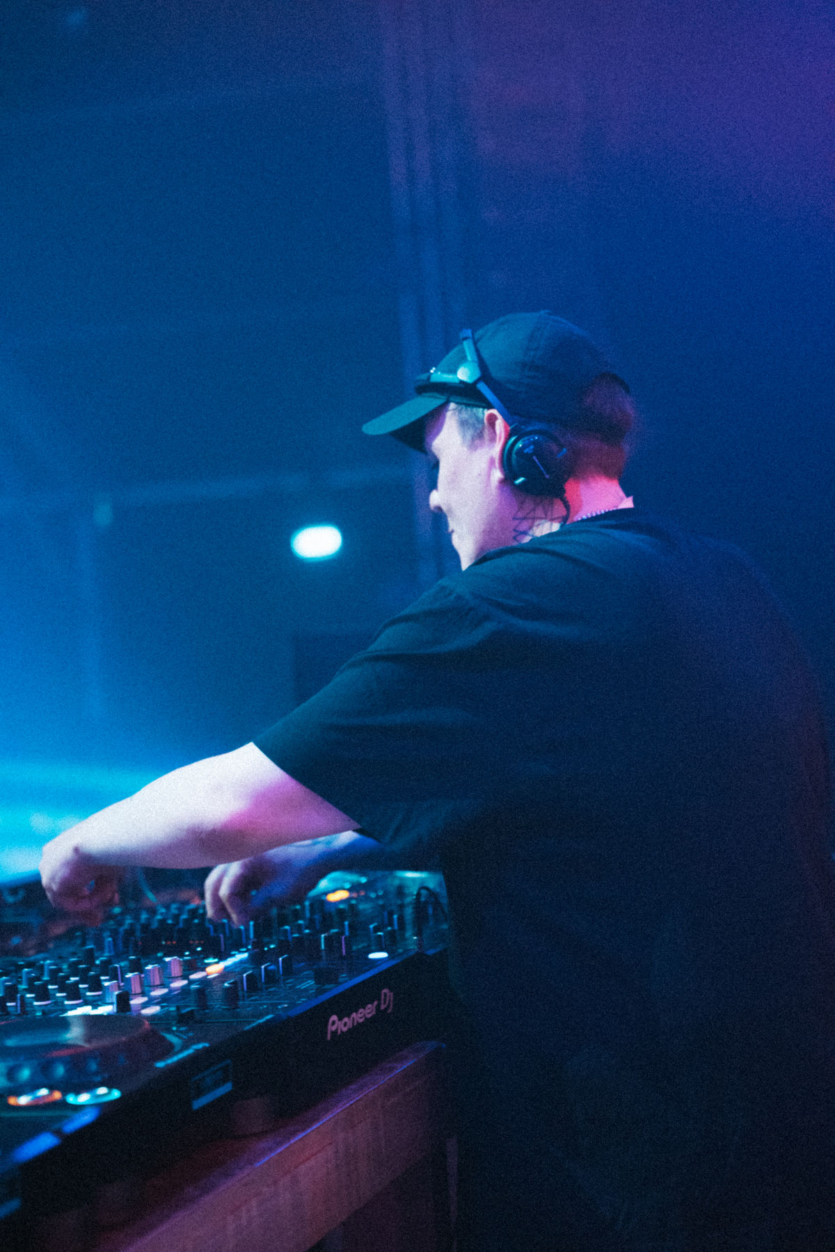 Loading... just a sec